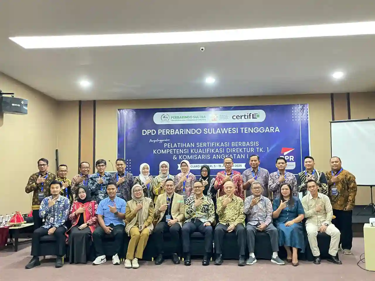 DPD Perbarindo Sulawesi Tenggara melakukan pelatihan sertifikasi berbasis komptensi kualifikasi di Claro. Foto: Ist