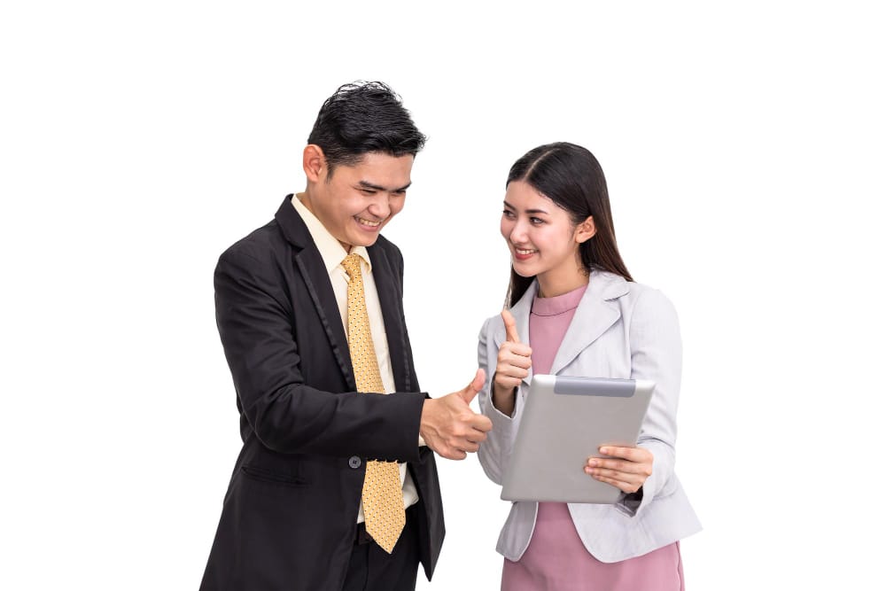 Ilustrasi seorang SPV sales yang sedang mengarahkan tim dalam hal peningkatan penjualan. Foto: glints.com
