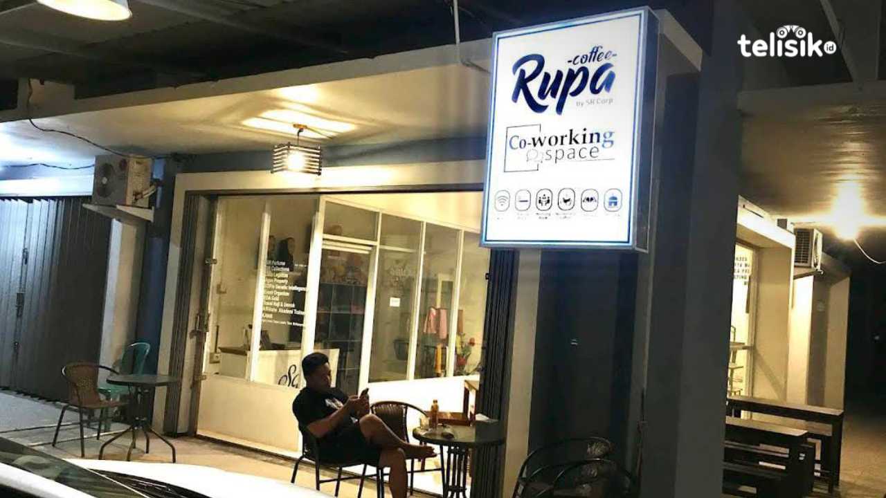 Rupa Coffee di Kota Kendari, tempat ngopi yang rekomended sekaligus untuk meeting ataupun pertemuan penting lainnya. foto: Gede Suyana Sriski/telisik