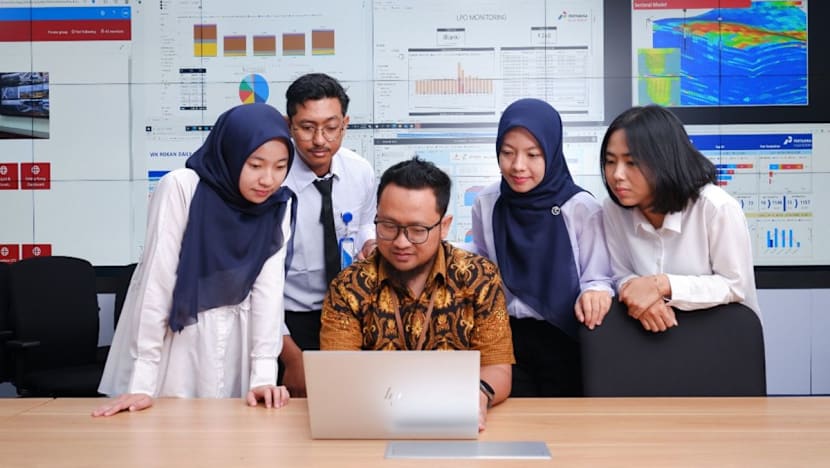 Peserta Magang Nasional 2026 mempertanyakan hak THR, Kemenaker menegaskan status mereka bukan pekerja formal. Foto: Repro Humas PHR