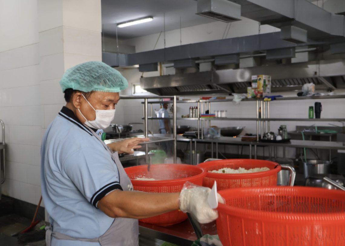 BGN menetapkan aturan baru pengelolaan limbah dalam operasional program MBG nasional. Foto: Repro InfoBanknews