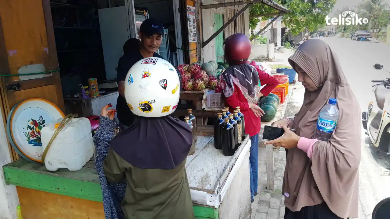 Harga BBM jenis Pertalite masih mahal di Wakatobi, diduga ulah pengecer. Foto: Zulkifli/Telisik