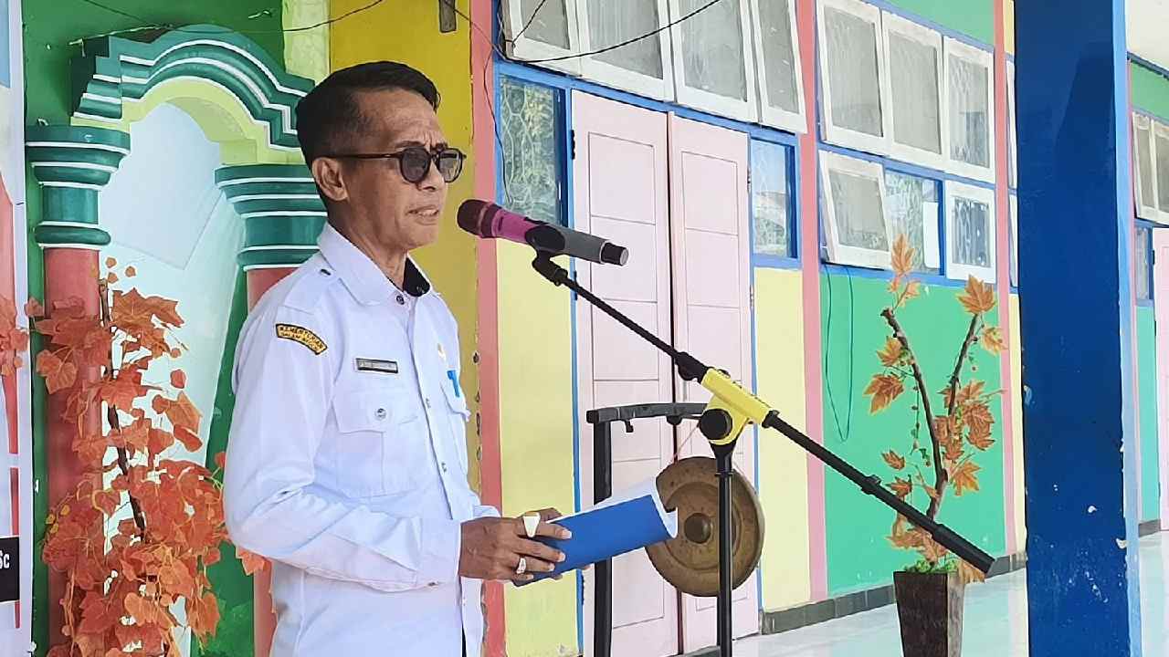 Sekda Kota Baubau, Darus Salam, saat menghadiri pra- Olimpiade Sains  Nasional tingkat SD dan SMP se-Kota Baubau, Rabu (29/4/2026). Foto: Ist.