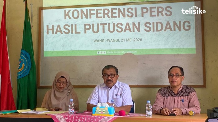 Konferensi pers STAI Wakatobi yang menyoroti polemik wisuda STIT At-Taqwa Bandung, Kamis (21/5/2026). Foto: Zulkifli/Telisik