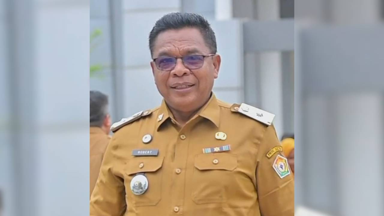 Kepala BRIDA Sultra, Johannes Robert, saat menghadiri kegiatan pemerintahan di Kota Kendari. Foto: Ist.