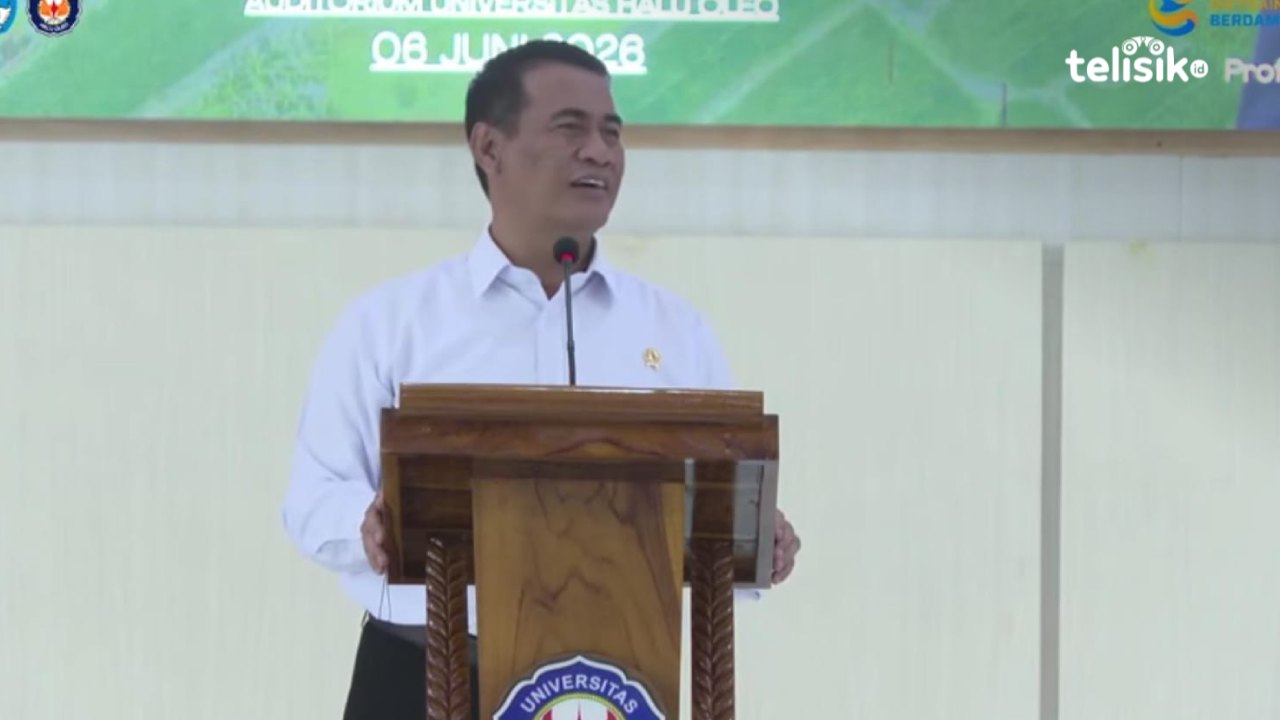 Menteri Pertanian Andi Amran Sulaiman memberikan kuliah umum di Universitas Halu Oleo Kendari, Sabtu (6/6/2026). Foto: Isal/Telisik