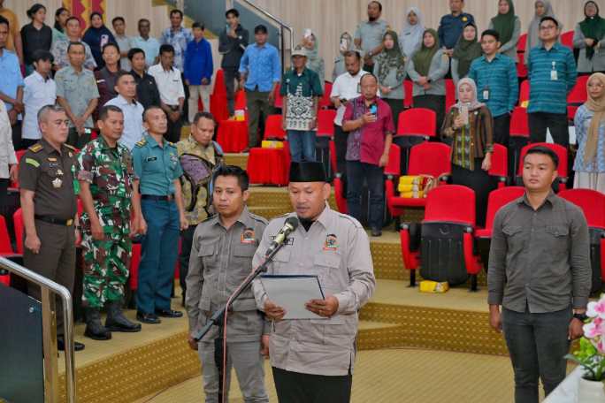 Sudirman meminta pengurus Tani Merdeka aktif memperjuangkan kebutuhan petani dan nelayan Kendari. Foto: Ist.