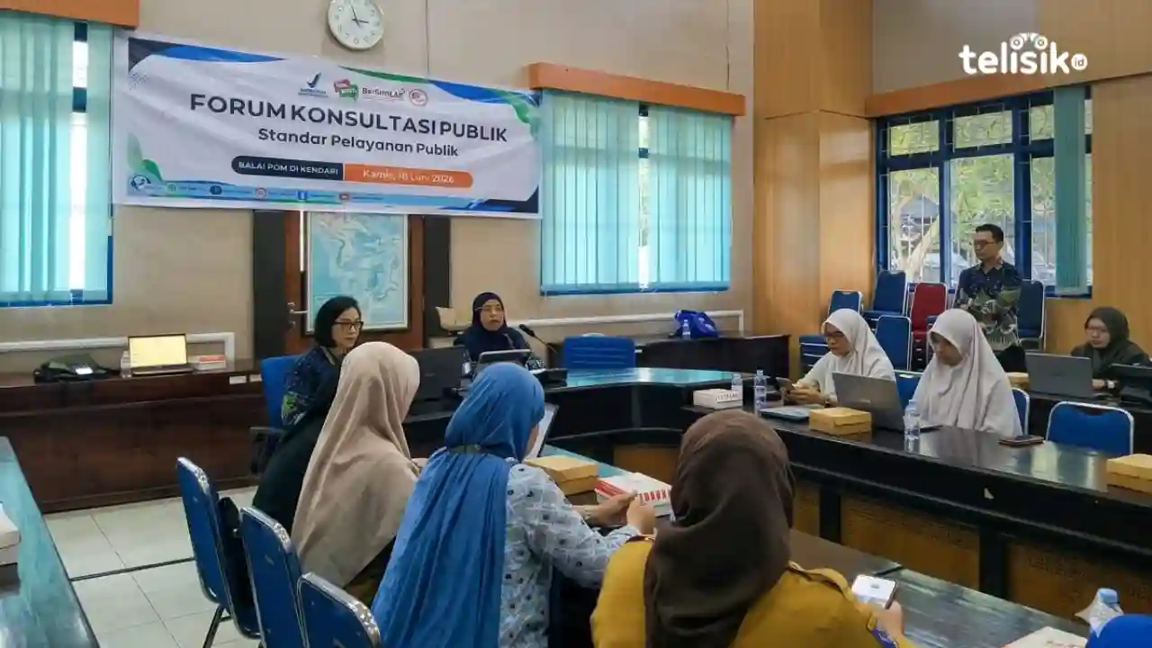 Balai POM di Kendari menggelar Forum Konsultasi Publik untuk menjaring masukan guna meningkatkan kualitas pelayanan kepada masyarakat. Foto: Meliana Tasya/Telisik