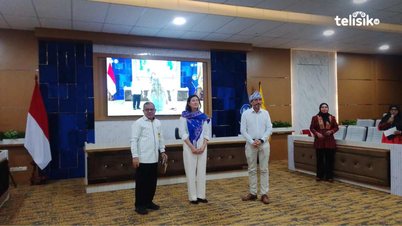 Universitas Halu Oleo (UHO) Kendari menerima kunjungan resmi Dewan Hubungan Internasional Komunitas Aglomerasi Kota La Rochelle, Prancis, di Gedung Rektorat UHO, Jumat (19/6/2026). Foto: Wa Ode Marfat/Telisik