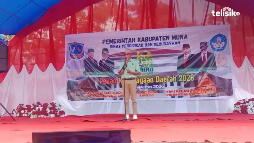 Plt Kadikbud Muna, Karim Darma membuka kegiatan pekan kebudayaan daerah. Foto: Sunaryo/Telisik